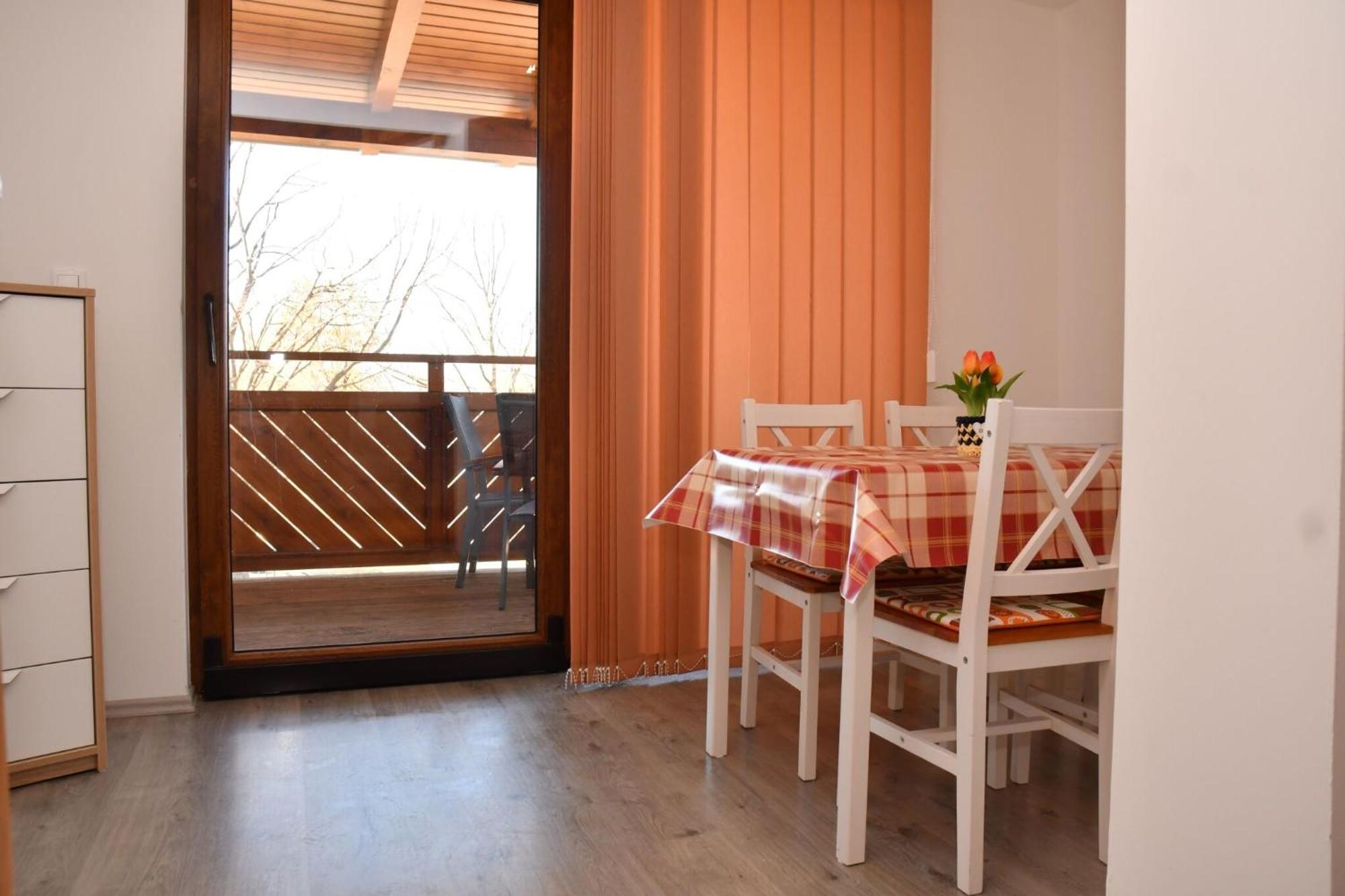Foeveny Apartmanok Balatonfůzfő Zewnętrze zdjęcie